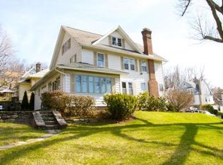 16 Moore Ave, Worcester, MA 01602