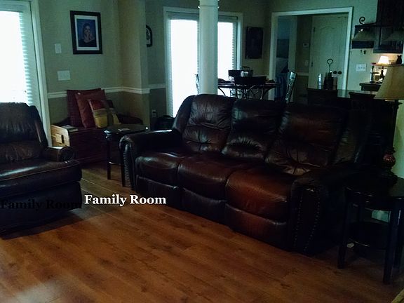 5th image of 453 Waterford Way