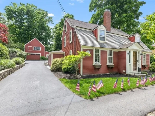 126 South St, Hingham, MA 02043