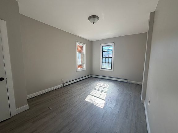 2nd image of 139 3rd St APT 4