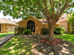 3411 Sara Dr, Rowlett, TX 75088