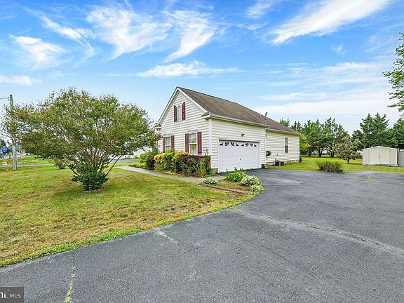 2nd image of 6089 W Denneys Rd