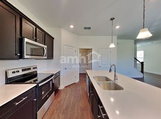 27298 Saint Andrews Ave, Wesley Chapel, FL 33544