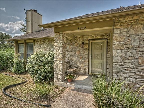 3rd image of 8309 Scenic Oaks Dr