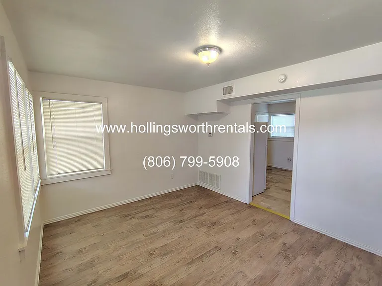 5102 35th St — Photo 9