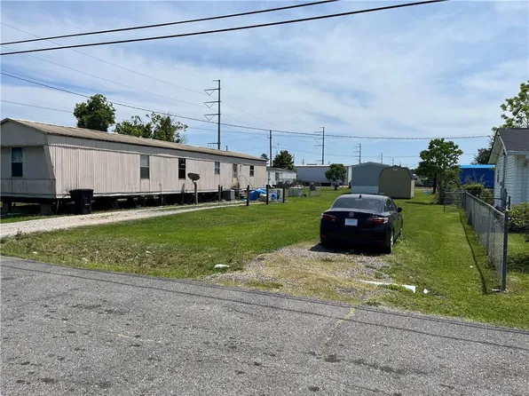 123 W Oakville St, Belle Chasse, LA 70037