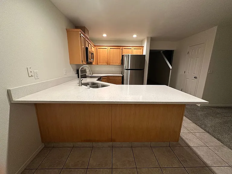 4905 Montague Ln — Photo 27