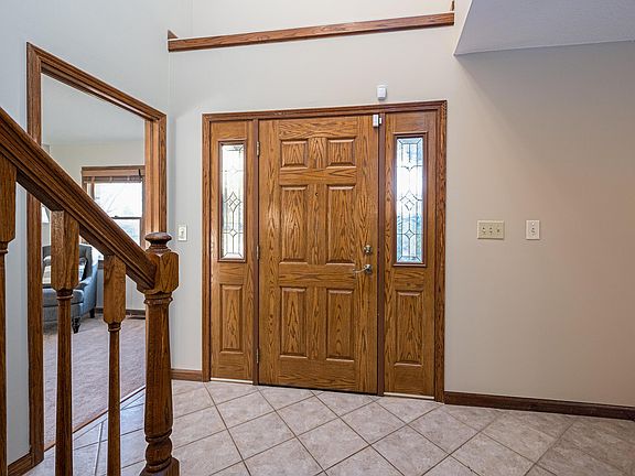 3rd image of 4864 Vandorn Ct