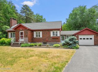 1493 Dunnsville Rd, Schenectady, NY 12306