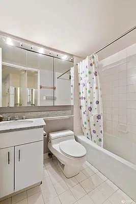Rented by Oxford Property Group | media 26