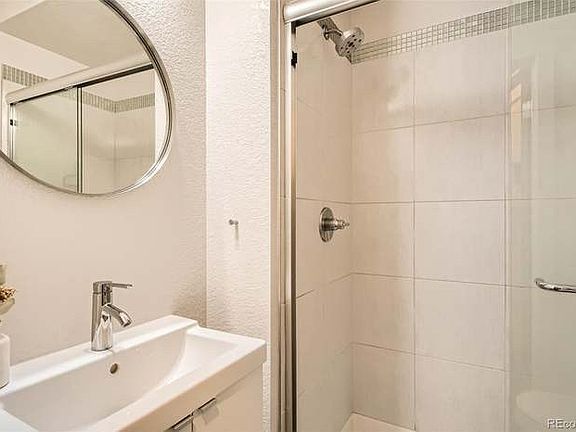 4th image of 1020 W 37th Ave #1020