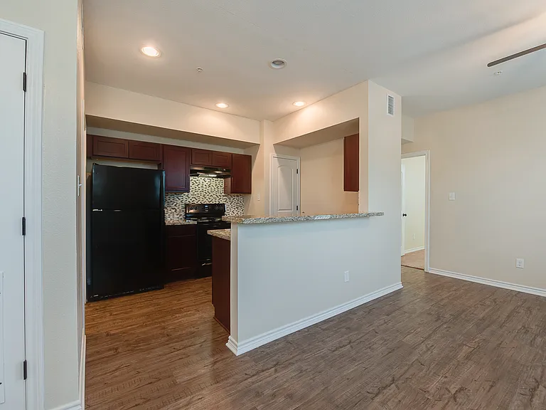 Falcon Point — Photo 19