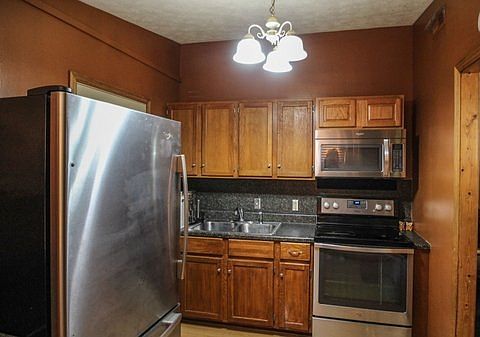 5th image of 301 N Crescent Dr