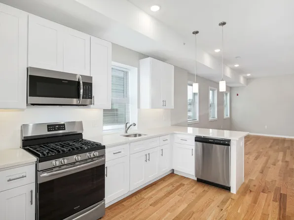 1924 W Girard Ave, Philadelphia, PA
