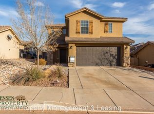 686 N 700 E, Washington, UT 84780