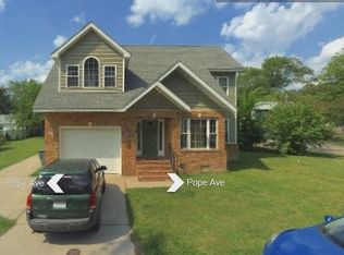2710 Pope Ave, Norfolk, VA 23509