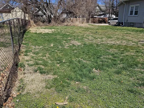 2452 Camden Ave, Omaha, NE 68111