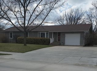 309 N Adams St, Hillsboro, KS 67063