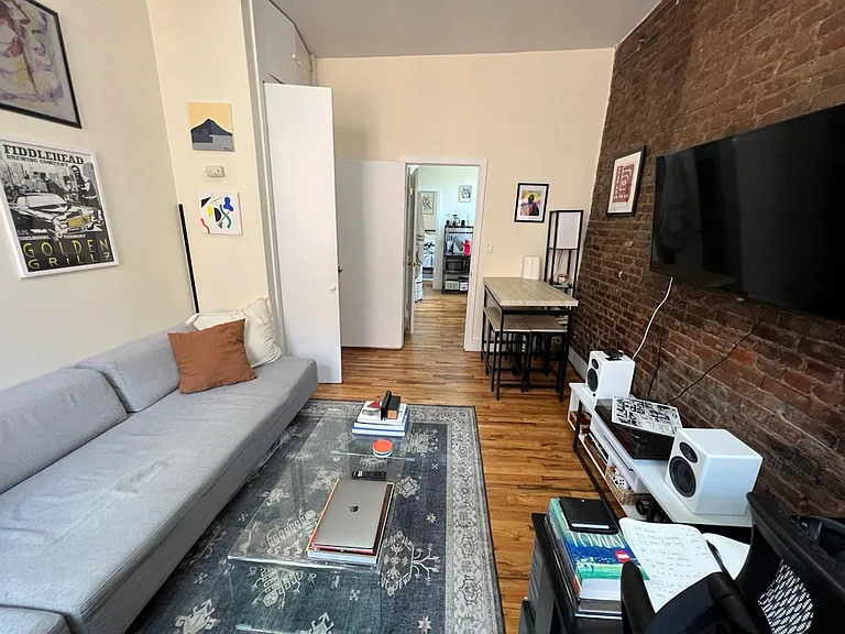 9 Stanton St #5B — Photo 2