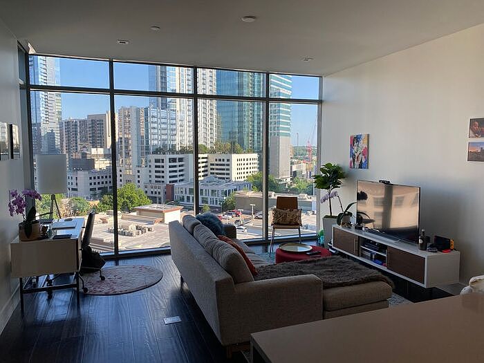 1st image of 501 West Ave #1003