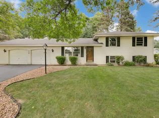 8199 Homestead Ave S, Cottage Grove, MN 55016