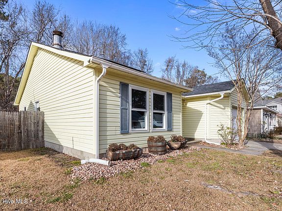 3rd image of 3021 Steeple Chase Court
