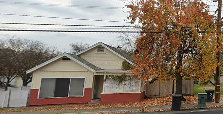 511 Coffee Rd — Photo 13