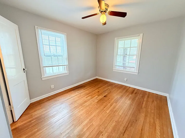 108 S 8th Ave — Photo 15