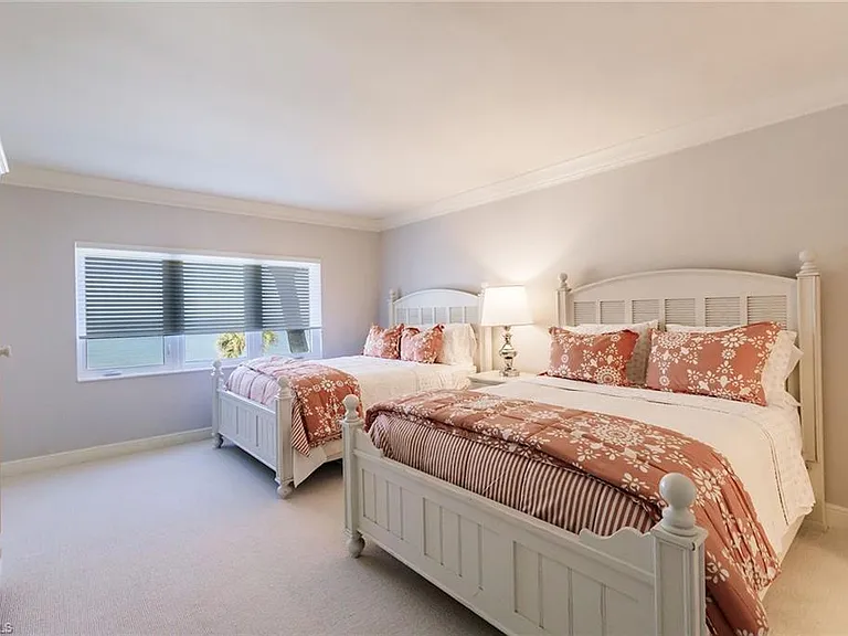 2885 Gulf Shore Blvd N #302 — Photo 25
