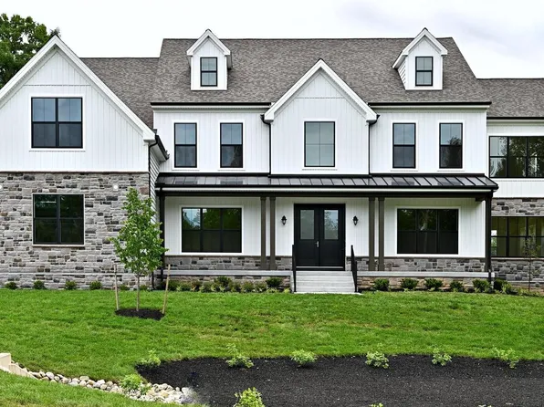 1386 Doe Run Rd, Newark, DE 19711