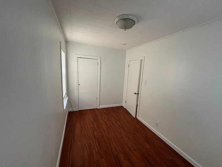 20 Perry Ave — Photo 10