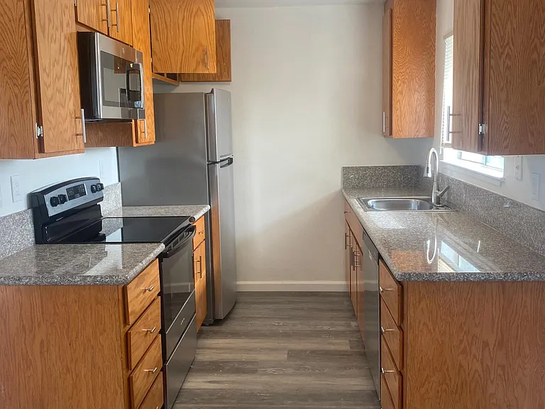 117 Power Dr — Photo 4