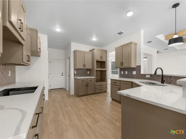 1721 Paint Horse Trl, Harker Heights, TX 76548