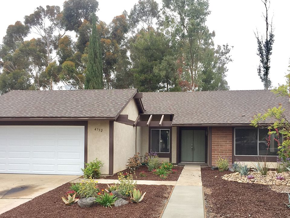 1st image of 4752 Calle De Vida