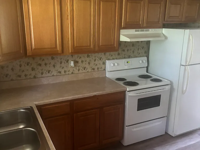 469 E Comet Rd — Photo 3