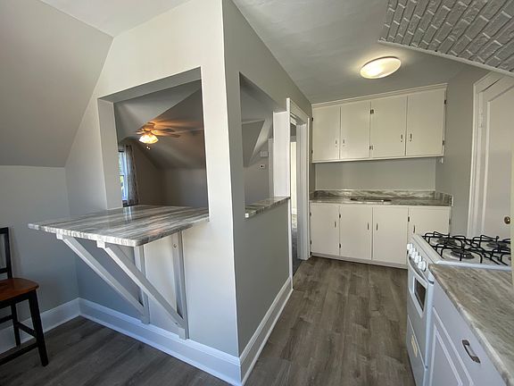 Eat-In Kitchen with Granet countertops