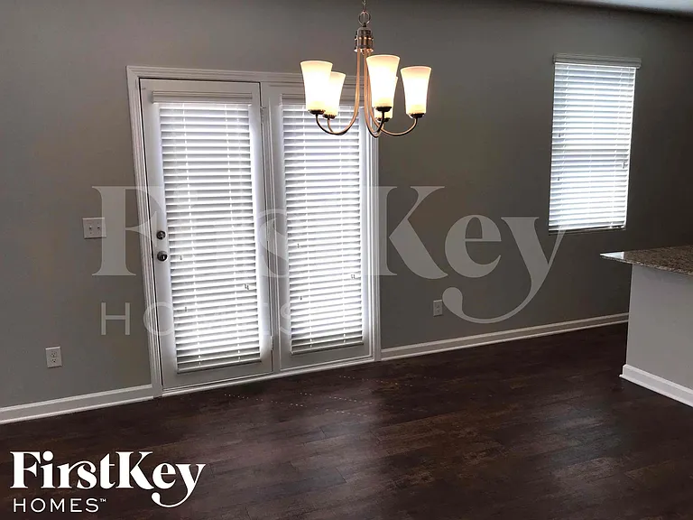 5519 Luther Ct — Photo 6