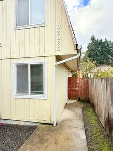 10303 NE 23rd St, Vancouver, WA, 98664