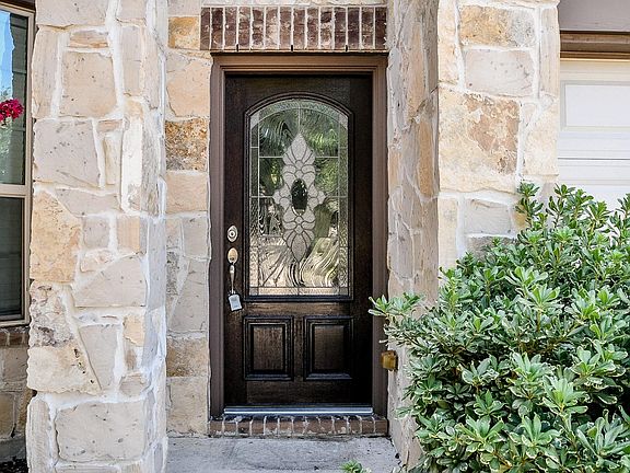 5th image of 17102 Fable Springs Ln