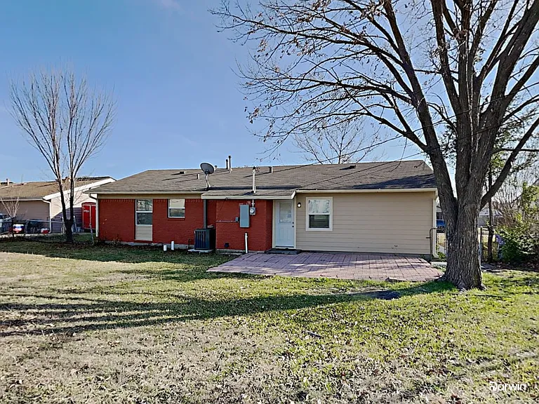 2877 Joanna Dr — Photo 17