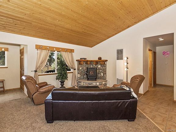 4th image of 1554 Monte Vista Dr