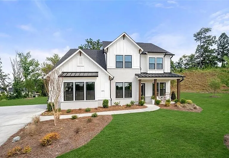 2815 Medford Dr — Photo 47