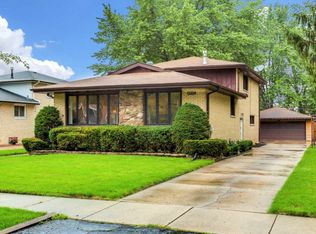 6432 W 89th Pl, Oak Lawn, IL