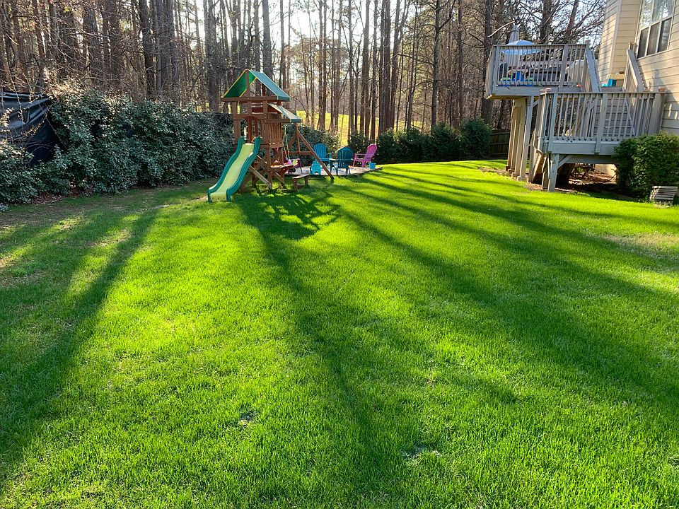 Swing set conveys!