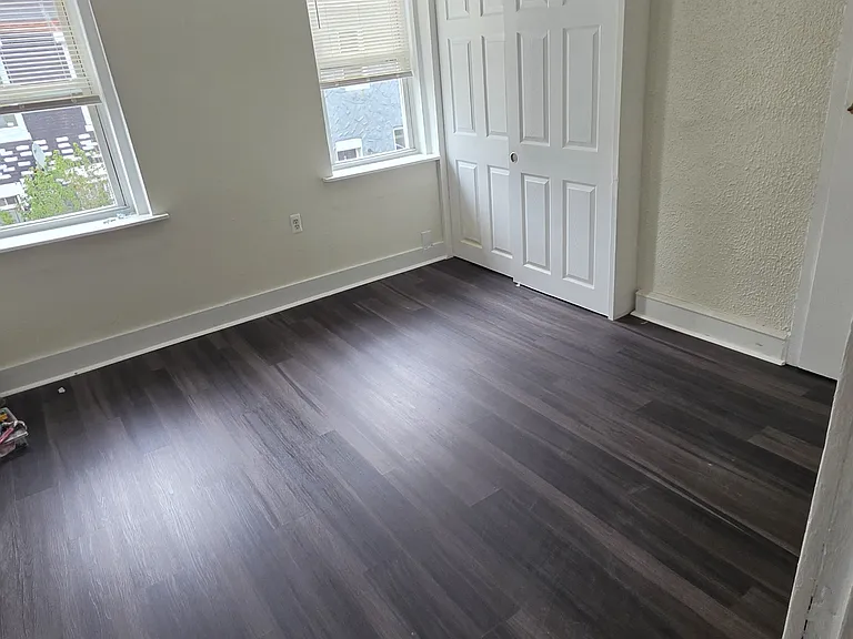 2910 N Ringgold St — Photo 5