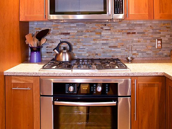 Stainless Steel Appliances (Bosch)