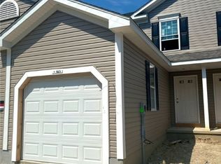 3792 Freedom Pl #B, Lorain, OH 44053