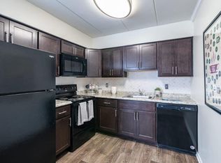 595 Tulip Ln #435, New Castle, DE 19720