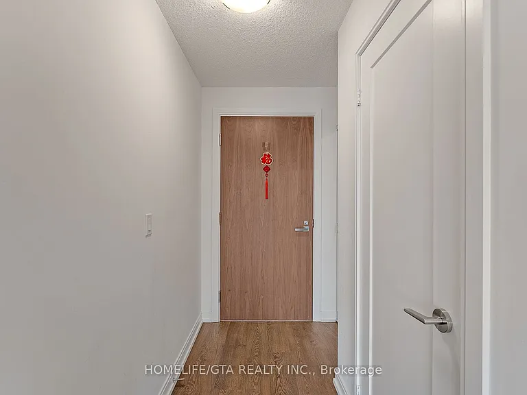 275 Village Green Sq #2421 — Photo 6
