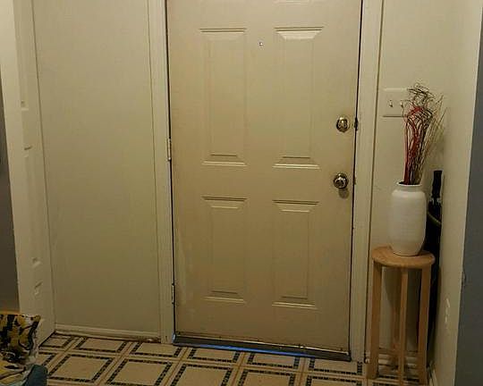 3rd image of 47 Barberry Ct #37-6